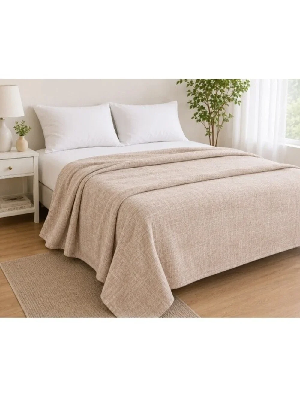 Berkshire Queen Down Alternative Filled Blanket 98 x 92 Beige 100% Polyester